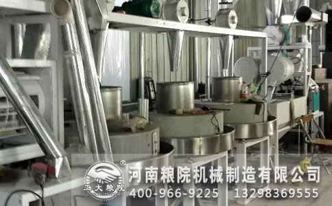全自動石磨面粉機(jī) 全自動石磨面粉機(jī)